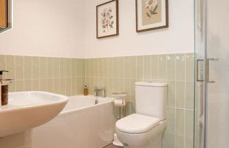 Swallow's Nest, farm get away with hot tub - Foto 10