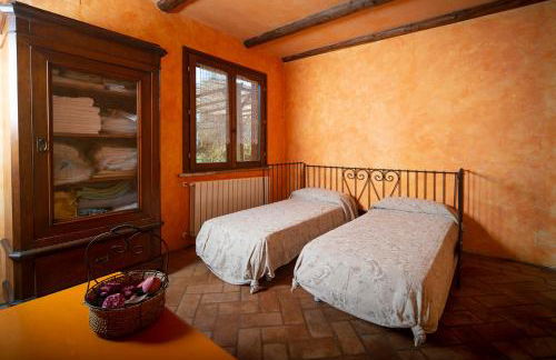 Locazione turistica in località Capodacqua di Foligno Via Colle n 8 - Photo 12