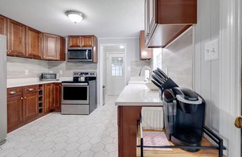 Fish, Relax and Enjoy Lake Views Colonial Beach Gem - Foto 8