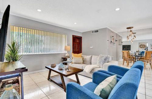 New! Waterfront Heated Pool & Jacuzzi 2 mi to Beach - Fishing Pier Relaxing SPA & Hammock - Photo 46