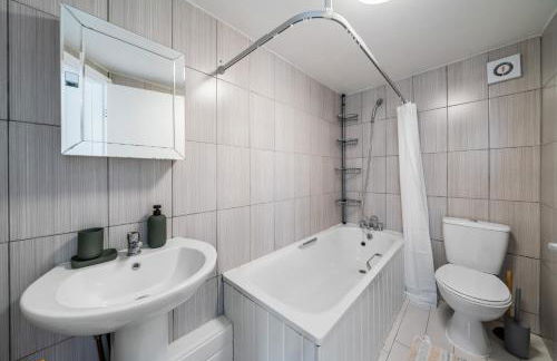 6 Bedrooms Entire Property in Central London - Foto 71