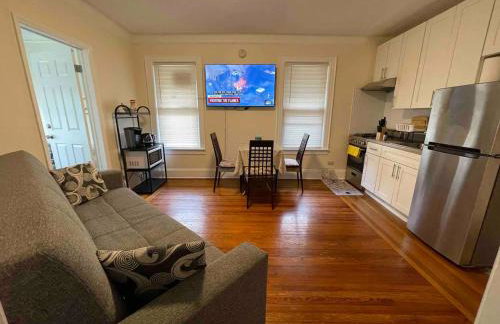 Entire Beautiful 2BR Apartment [L]. Convenient location in the heart of Queens! - Foto 10