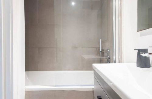 Elevated Elegance 1BR 1BA Flat in Wellmeadow Rd 65B - Foto 33