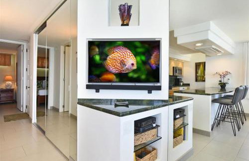 Oceanfront Remodeled-30 Feet to Ocean-Central AC-Highly Sought After - Foto 9