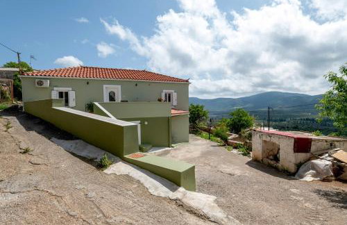 Traditional House in Velies - Photo 1