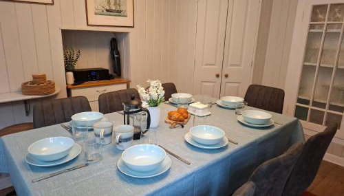 Arvonia sleeps 7, sea views, dog friendly - Foto 3