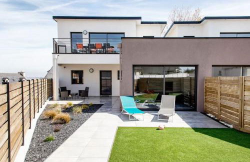 Villa ELISA Piscine Intérieure partagée chauffée à 29 degrés à 100m de la plage - Foto 3