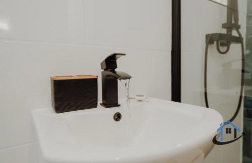 Manor House Apartments - Photo 24