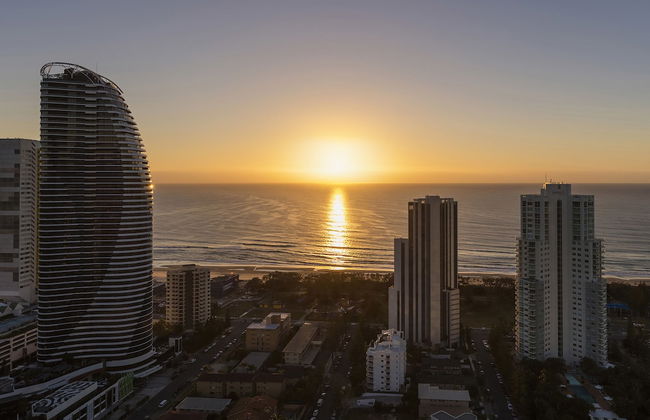 Avani Broadbeach Residences - Photo 35