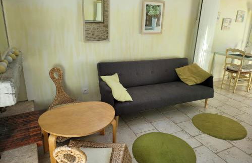 Gîte Milly - 2 studios en coeur de ville - Foto 9