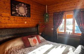 APPLE Cabin - Little Log Cabin in Wales - Photo 1