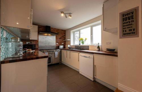 Charming Cottage Stunning Views - Pass the Keys - Foto 5