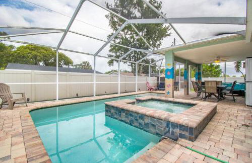 SaltyLux16 Heated Saltwater Pool, Near Beach, Honeymoon Island, Farmer market - Foto 72