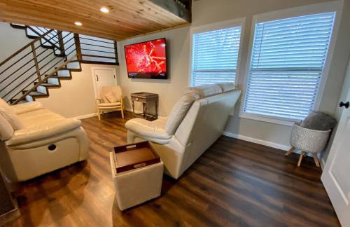 Away at the River - Foto 23