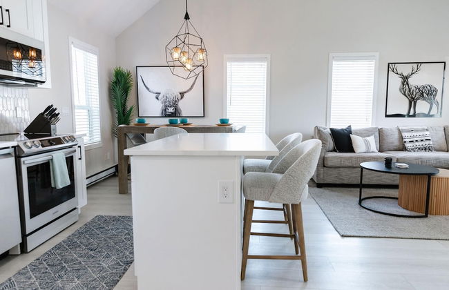 The Oxen - Dt Home w Putting Green and Tons of Parking - Photo 20