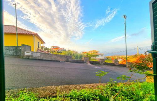 Santana Escape with Terrace Views, Near Levadas and Pico Ruivo - Foto 33