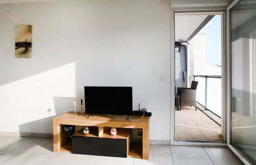 T2 lumineux avec balcon - 4 pers, métro et PartDieu - Foto 5