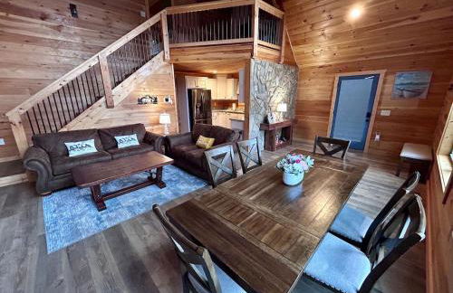 Riverfront Blue Jay Cabin - Foto 21