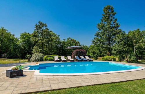 Holiday house with swimming pool - Photo 39