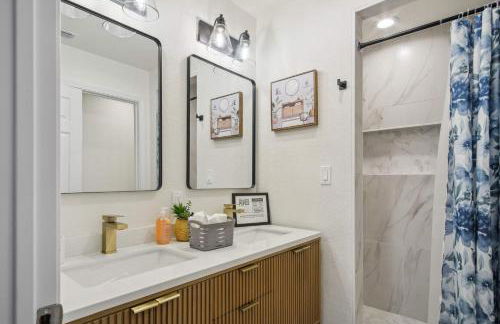 Your Amazing 3BR2BA Downtown Delight - Foto 21