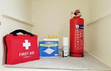 100m2 2 chambres 8 personnes - Grand parking et terrasse privée - Proche CDG-Parc expositions-Paris-Astérix-Disney - Foto 31