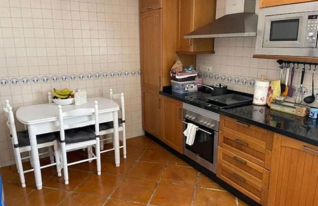 Stylish House, Patio, Pool, Mountains, Stunning White Village, sea 20 Mins Away - Photo 21