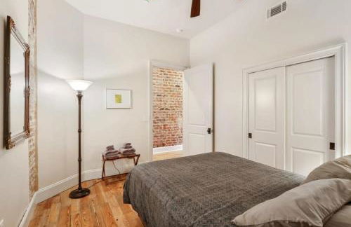 The Burgundy House #2 steps to the French Quarter - Foto 19