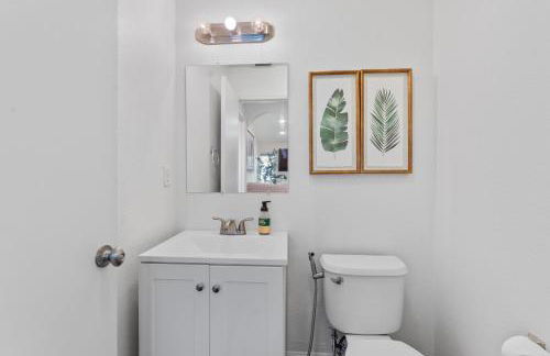 Elegant Retreat- Sleep 10-Boho Dome Lounge-Hot Tub-Games-Golf-Serene Getaway - Foto 33