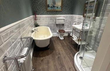 Ashleigh Buxton - Foto 19