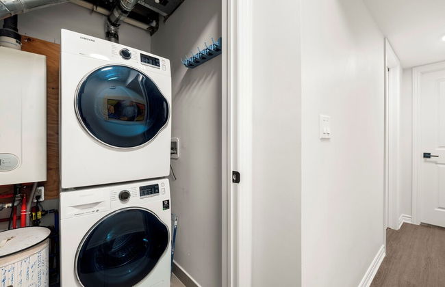 Etobicoke 2 Bedroom Townhouse Close to Waterfront - Foto 13