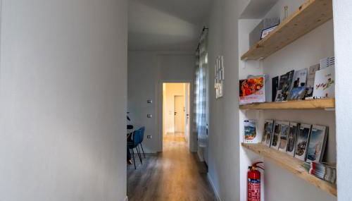 SulGarda Holiday Apartment - Photo 3