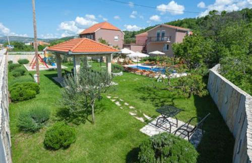 Villa Popovića dvori - Foto 22