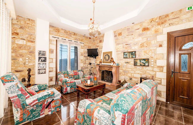 Mountain Oasis - Pool Playground Near Neda Falls - Foto 12