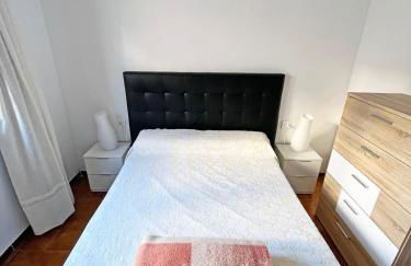 Apartamento en la Escala con piscina y parking - Foto 14