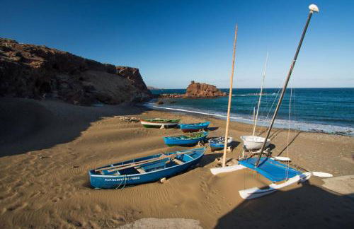 Burero Beach Stay - Comfy - Near airport & Beaches - Foto 25