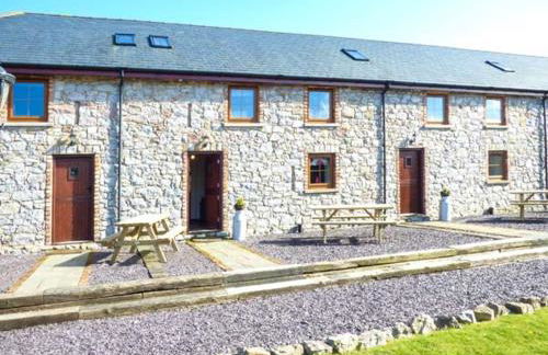 Bwthyn Y Wennol - Photo 1