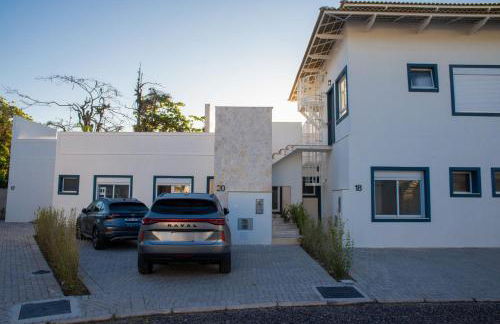 Paraíso Pé na Areia - Casa com 3 Suítes na Praia - Foto 40