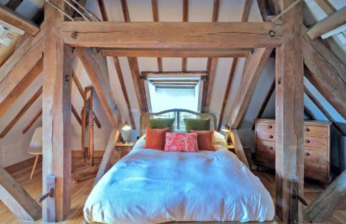 Finest Retreats - The Loft at Brackley Town Hall - Photo 15