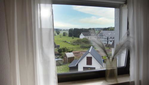 DG-Wohnung mit sonnigem Balkon - Foto 3, Garden view