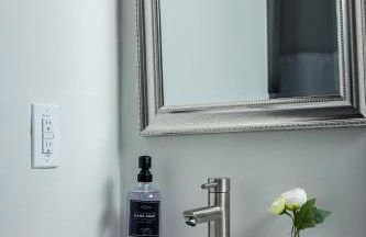 Main Street Retreat Hot Tub Sleeps 8 - Foto 38