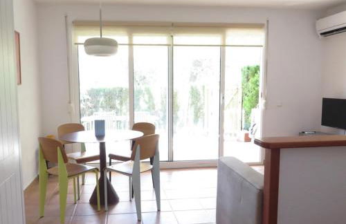 Parc Golfet - Apartamento para 3 con WiFi, AC y Piscina - Foto 6