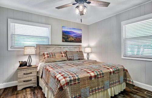 Guest Favorite Cottage Nr Dollywood Hot Tub, Fire Pit, Cable - Foto 22