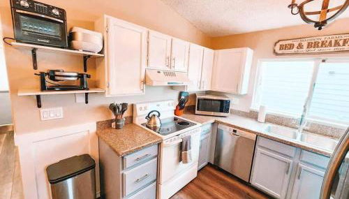 Pet Friendly/3 King Beds/Mins to Airport - Foto 4