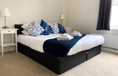 The Racecourse - Quaint Victorian Home With Free Parking - Foto 28