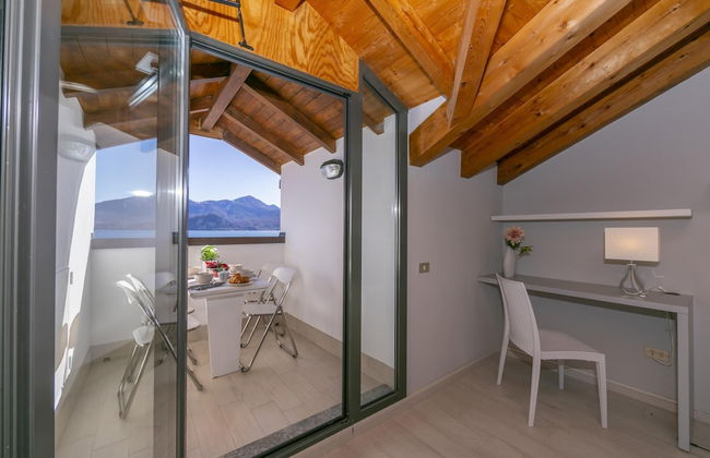 Blu Lake Apartment on Ghiffa Beach - Foto 16