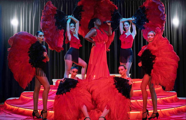 Luxury Dinner + Avanspettacolo Venezia Cabaret Show - Photo 15