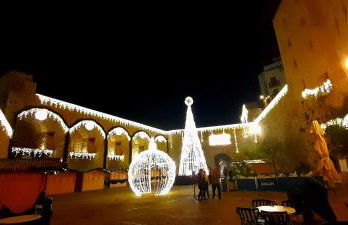 Primera línea, vistas al Castillo, Avda Papa Luna 10 - Photo 39