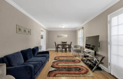 The Retro Pad - Large Yard and Foosball Table - Photo 3