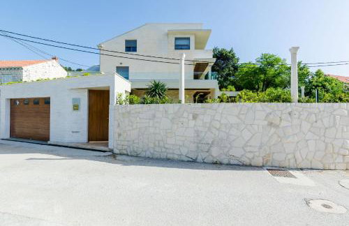 Villa Dolores Apartments - Photo 78