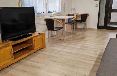 Quiet little house with seperate entrance - Foto 10